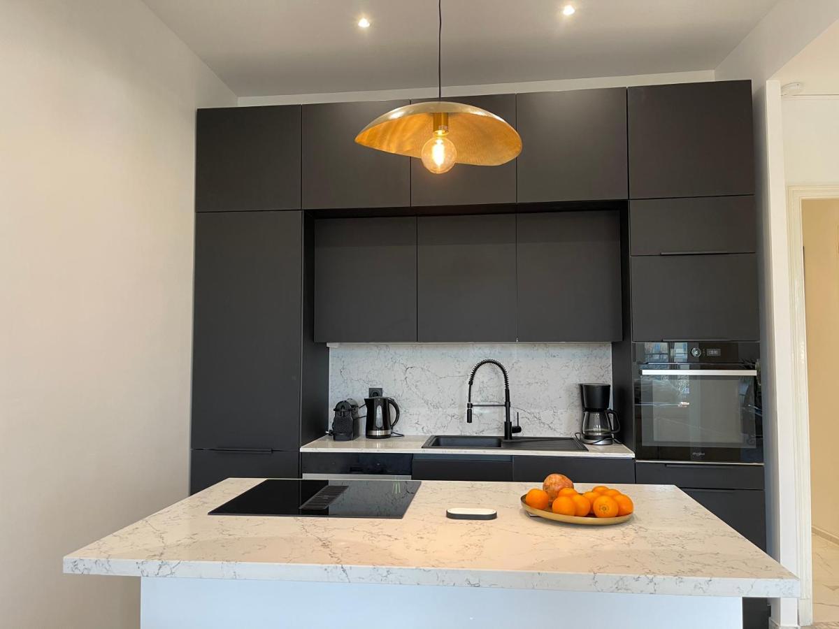 Spacious 3 Bedroom Flat Nice Center - Magnificent View-Parking Екстериор снимка